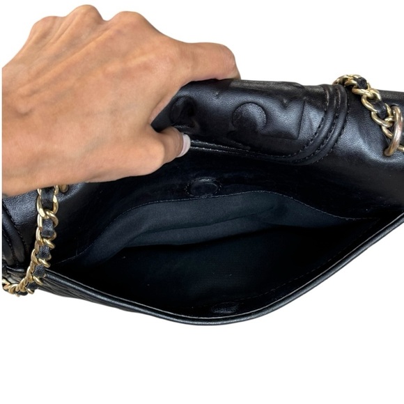 Tory Burch Black Fleming Leather Convertible Crossbody Bag with Gold Chain - Picture 10 of 16